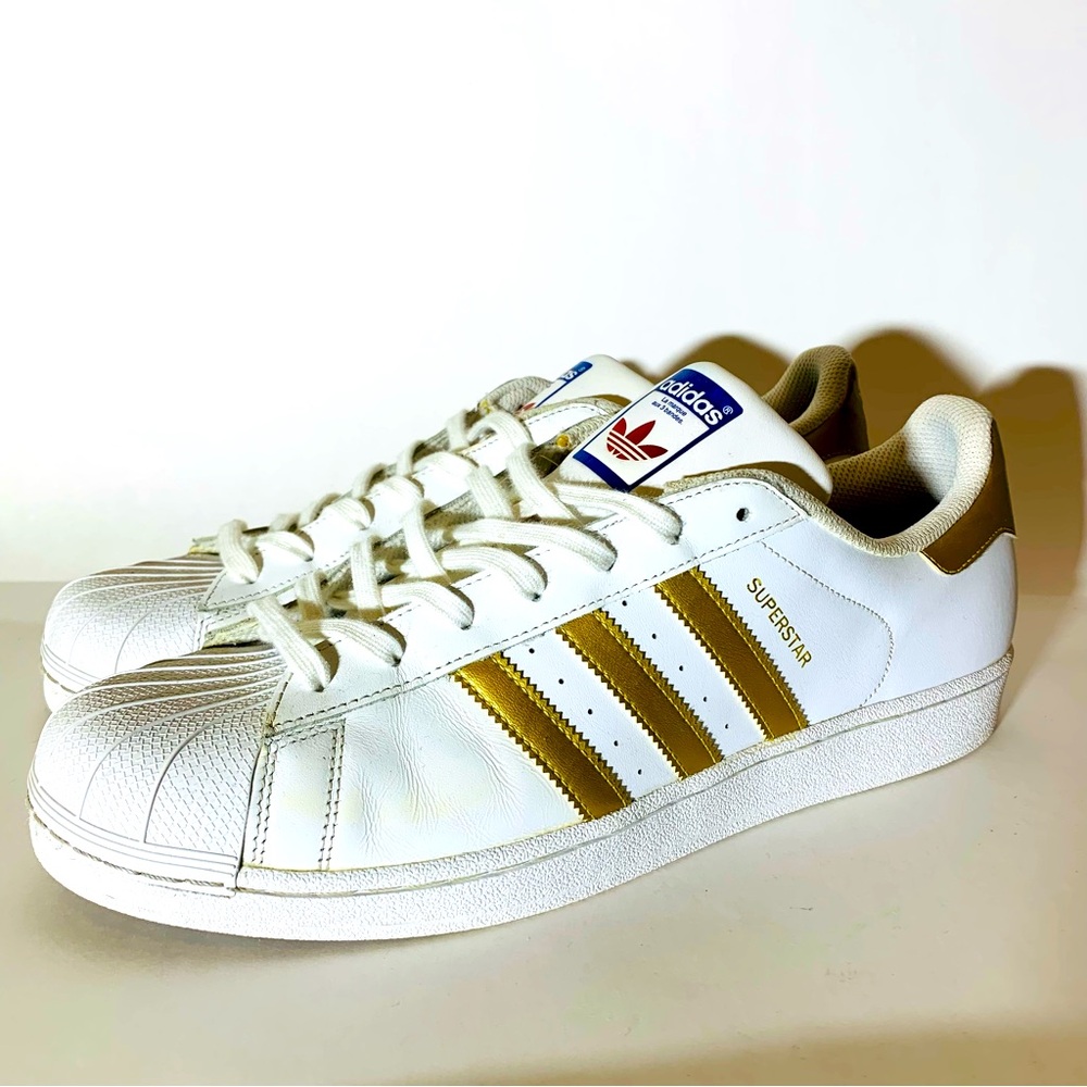 ADIDAS - Picture 2 of 8